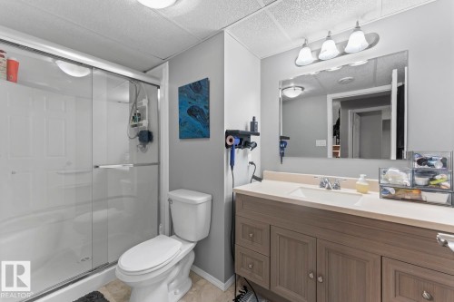 1927 6 Street, Cold Lake, AB - Indoor Photo Showing Bathroom