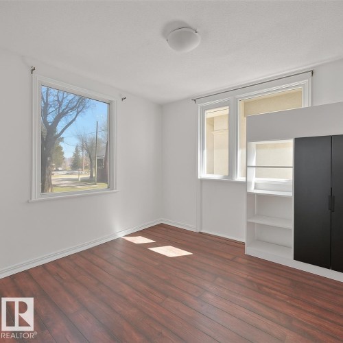 10730 93 Street, Edmonton, AB - Indoor Photo Showing Other Room