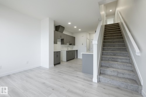 14 7110 Keswick Common, Edmonton, AB - Indoor Photo Showing Other Room