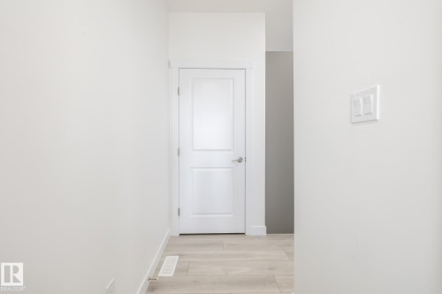 14 7110 Keswick Common, Edmonton, AB - Indoor Photo Showing Other Room