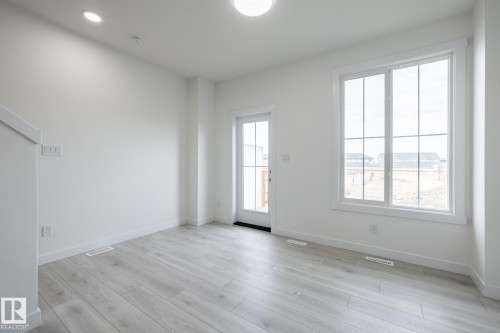14 7110 Keswick Common, Edmonton, AB - Indoor Photo Showing Other Room