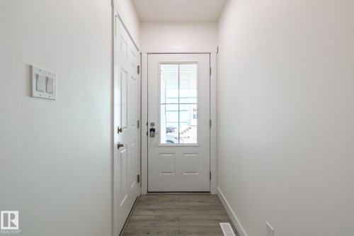 25 7110 Keswick Common, Edmonton, AB - Indoor Photo Showing Other Room