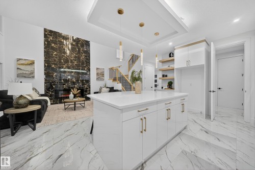 715 166 Avenue, Edmonton, AB - Indoor Photo Showing Other Room