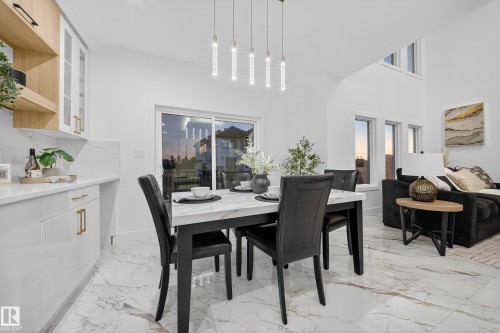 715 166 Avenue, Edmonton, AB - Indoor Photo Showing Dining Room