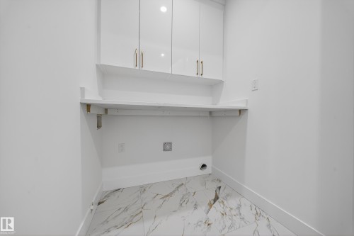 715 166 Avenue, Edmonton, AB - Indoor