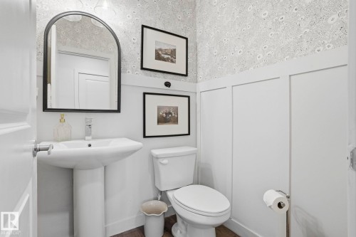 74 Garneau Gate, Spruce Grove, AB - Indoor Photo Showing Bathroom