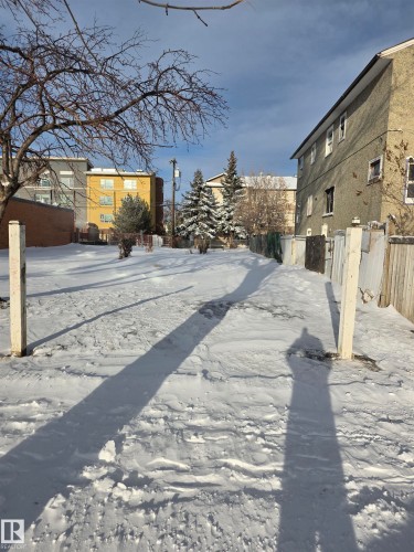 9626 105A Avenue, Edmonton, AB 