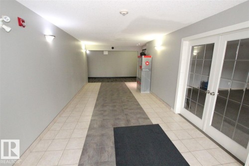 106 4903 47 Avenue, Stony Plain, AB - Indoor Photo Showing Other Room