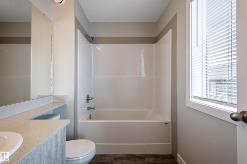 207 Griesbach Road, Edmonton, AB - Indoor Photo Showing Bathroom