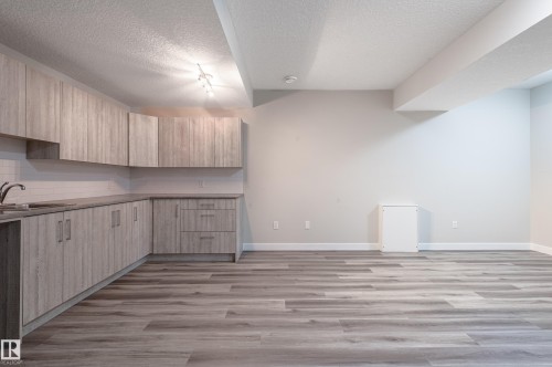 207 Griesbach Road, Edmonton, AB - Indoor Photo Showing Other Room