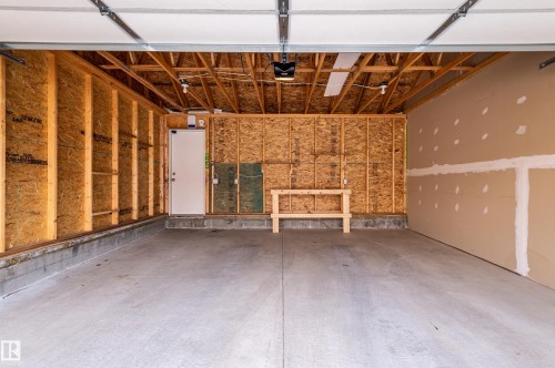 207 Griesbach Road, Edmonton, AB - Indoor Photo Showing Garage