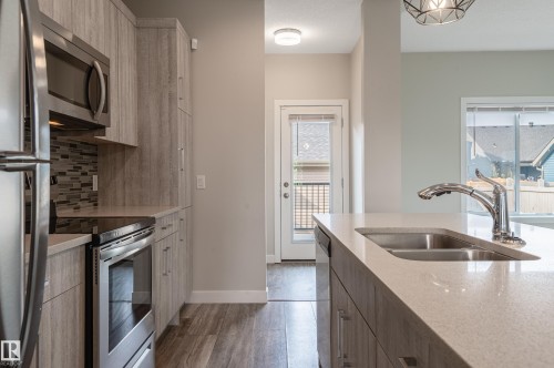 207 Griesbach Road, Edmonton, AB - Indoor Photo Showing Kitchen With Double Sink