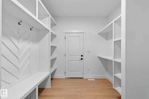 1133 Gyrfalcon Crescent, Edmonton, AB - Indoor With Storage
