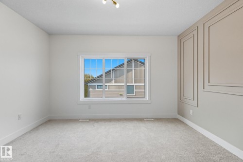 1133 Gyrfalcon Crescent, Edmonton, AB - Indoor Photo Showing Other Room