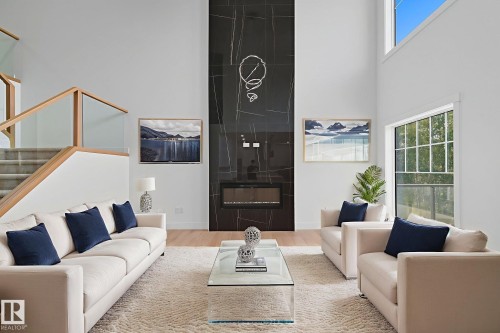 1133 Gyrfalcon Crescent, Edmonton, AB - Indoor Photo Showing Living Room