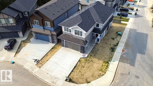1133 Gyrfalcon Crescent, Edmonton, AB - Outdoor