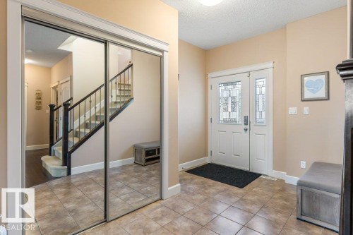 1182 Hays Drive, Edmonton, AB - Indoor Photo Showing Other Room