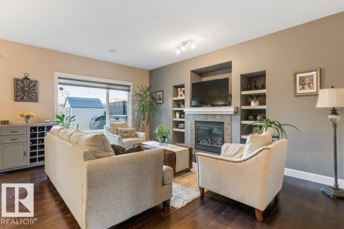 1182 Hays Drive, Edmonton, AB - Indoor Photo Showing Living Room With Fireplace