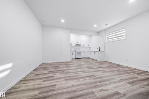 224 Lee Ridge Road, Edmonton, AB - Indoor