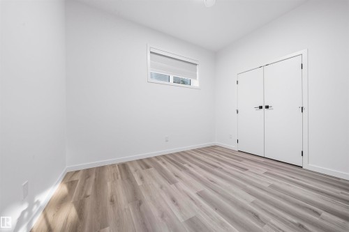 224 Lee Ridge Road, Edmonton, AB - Indoor Photo Showing Other Room