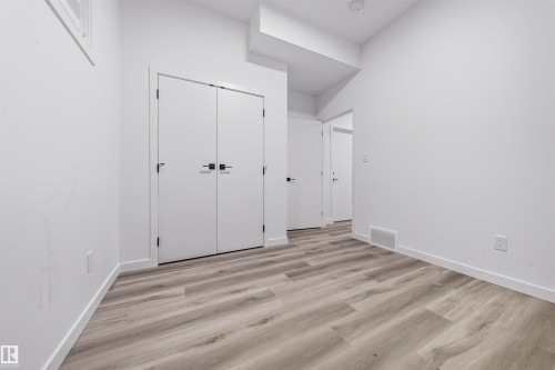 224 Lee Ridge Road, Edmonton, AB - Indoor Photo Showing Other Room
