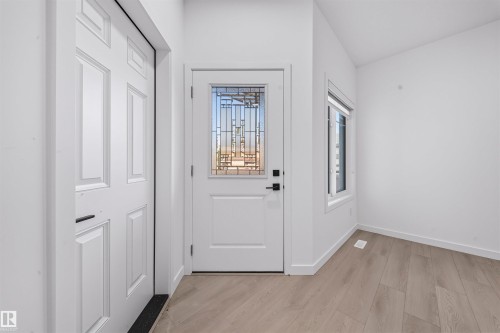 224 Lee Ridge Road, Edmonton, AB - Indoor Photo Showing Other Room