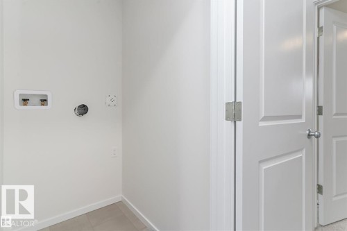 4277 Kinglet Drive, Edmonton, AB - Indoor Photo Showing Other Room