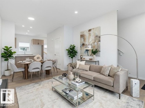 4277 Kinglet Drive, Edmonton, AB - Indoor Photo Showing Living Room