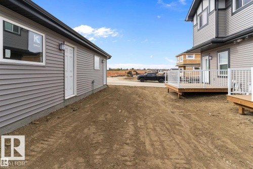 4277 Kinglet Drive, Edmonton, AB - Outdoor With Exterior