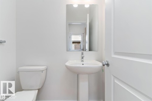 4277 Kinglet Drive, Edmonton, AB - Indoor Photo Showing Bathroom