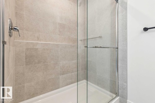 1519 Grant Way, Edmonton, AB - Indoor Photo Showing Bathroom