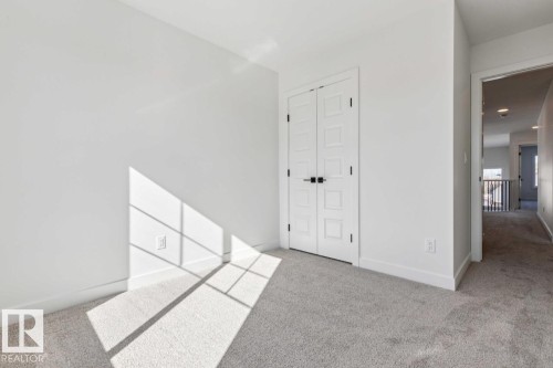 1519 Grant Way, Edmonton, AB - Indoor Photo Showing Other Room