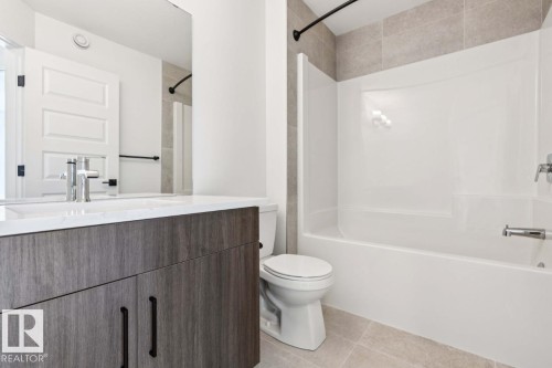 1519 Grant Way, Edmonton, AB - Indoor Photo Showing Bathroom