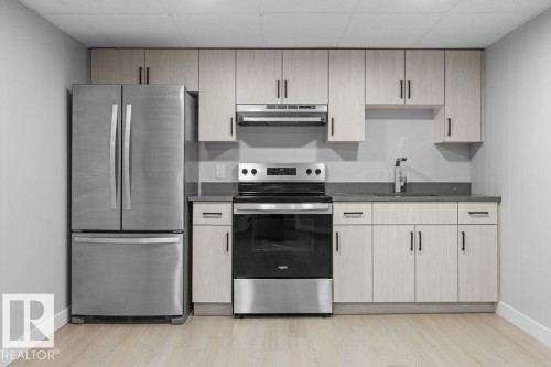 10458 166 Street, Edmonton, AB - Indoor Photo Showing Kitchen