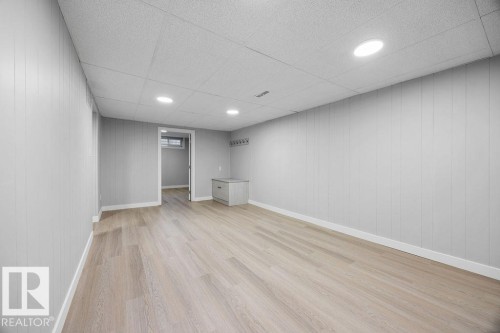 10458 166 Street, Edmonton, AB - Indoor