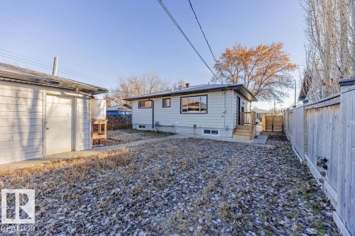 10458 166 Street, Edmonton, AB - Outdoor