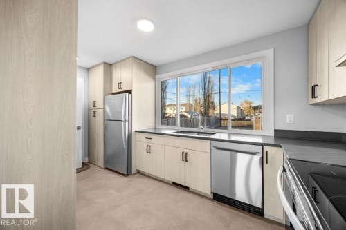 10458 166 Street, Edmonton, AB - Indoor Photo Showing Kitchen