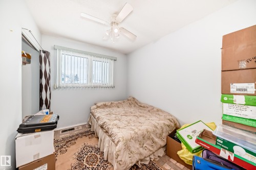 13444 61 Street, Edmonton, AB - Indoor Photo Showing Bedroom