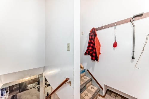 13444 61 Street, Edmonton, AB - Indoor Photo Showing Other Room