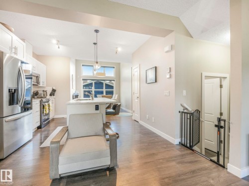 225 Southfork Drive, Leduc, AB - Indoor Photo Showing Kitchen With Stainless Steel Kitchen With Upgraded Kitchen