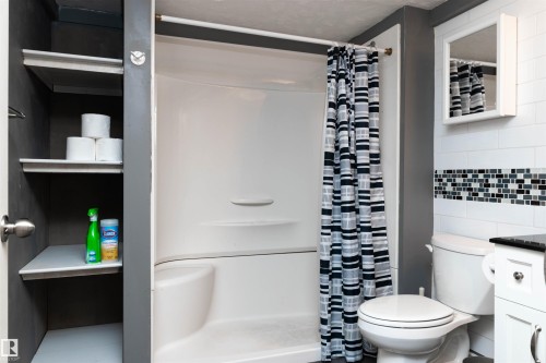 33 Eldorado Drive, St. Albert, AB - Indoor Photo Showing Bathroom