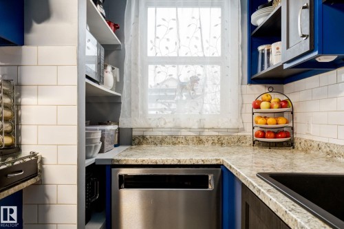 11844 96 Street, Edmonton, AB - Indoor Photo Showing Kitchen