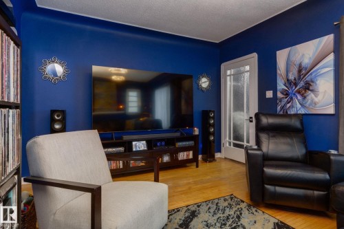 11844 96 Street, Edmonton, AB - Indoor