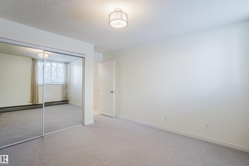 106 11217 103 Avenue, Edmonton, AB - Indoor Photo Showing Other Room