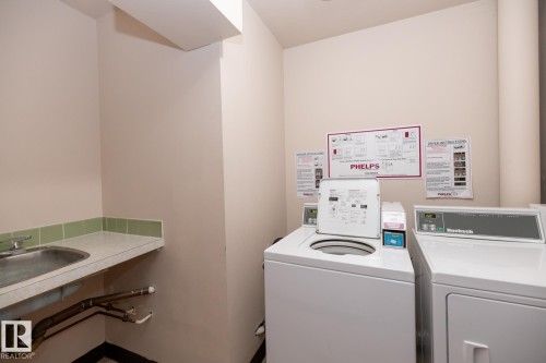 1202 9835 113 Street, Edmonton, AB - Indoor Photo Showing Laundry Room