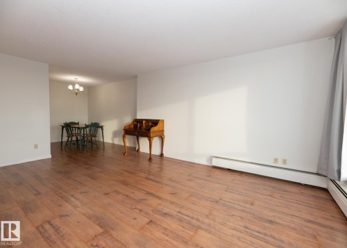 1202 9835 113 Street, Edmonton, AB - Indoor Photo Showing Other Room