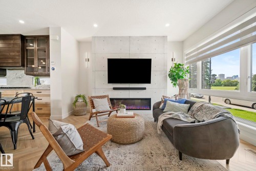 8803 Strathearn Drive, Edmonton, AB - Indoor Photo Showing Living Room