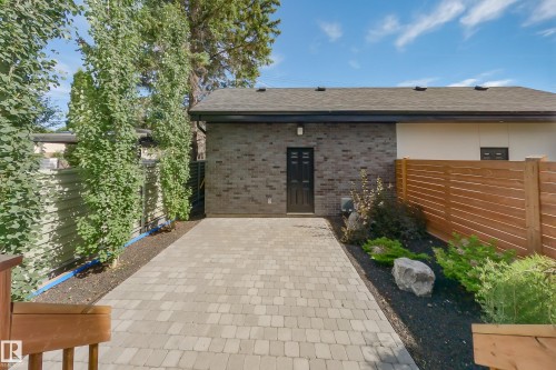 8803 Strathearn Drive, Edmonton, AB - Outdoor