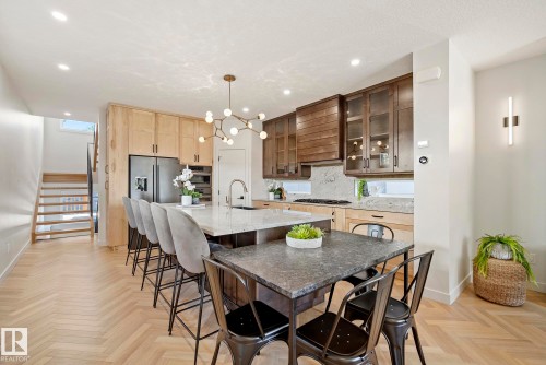 8803 Strathearn Drive, Edmonton, AB - Indoor