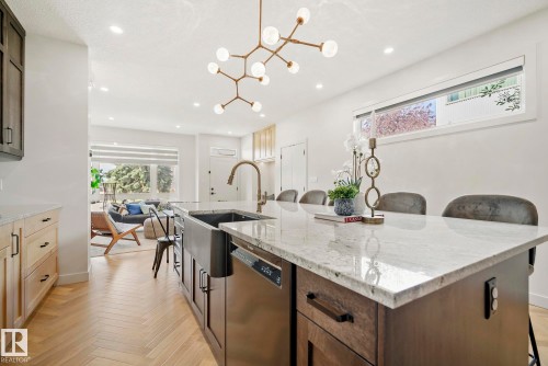 8803 Strathearn Drive, Edmonton, AB - Indoor Photo Showing Kitchen With Upgraded Kitchen